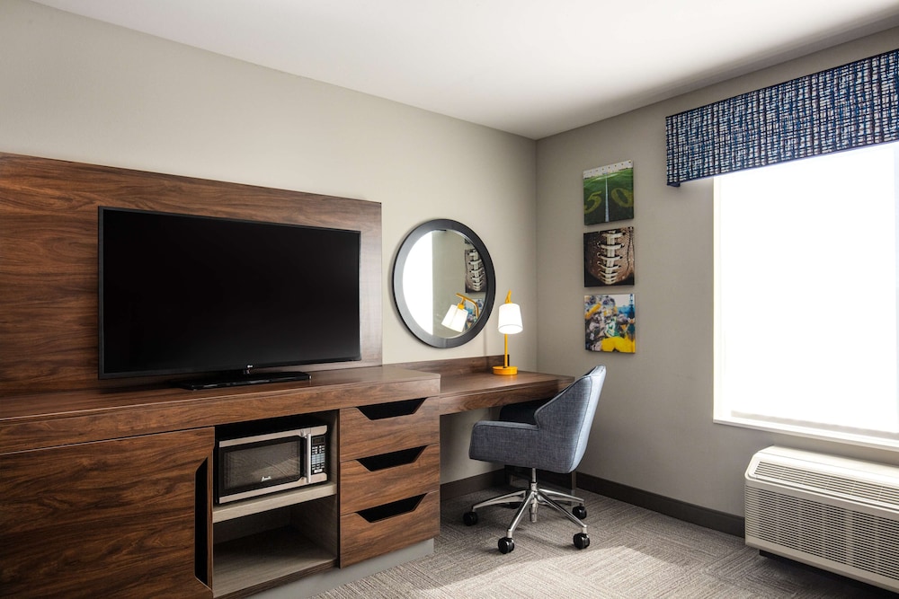 Hampton Inn by Hilton Green Bay Stadium - photo 14