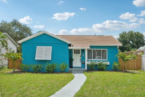Aqua Oasis in St. Petersburg, United States