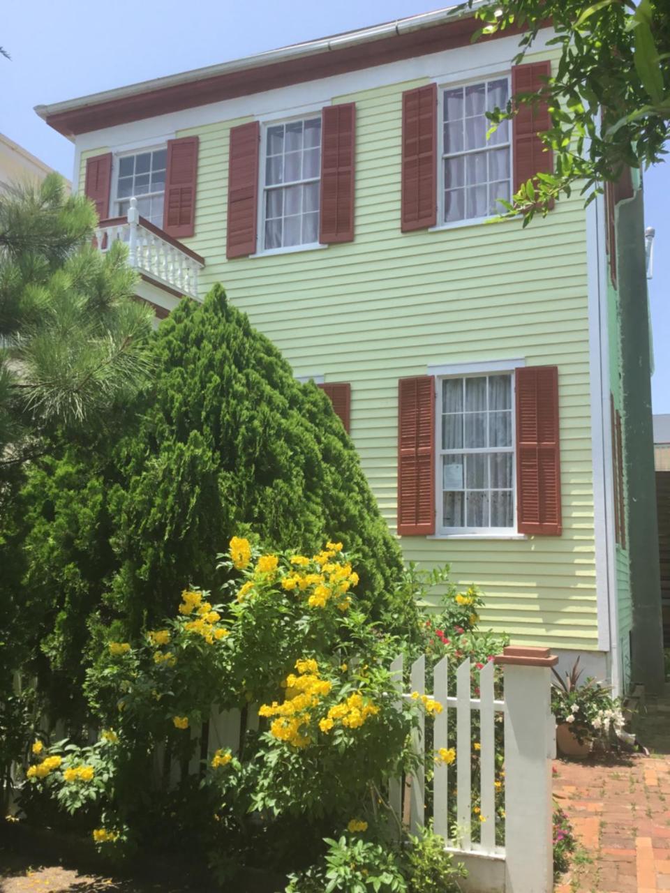 1118 Postoffice Street — 4-Star Luxury Hotel in Galveston, United States