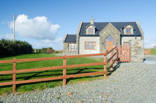 Cottage 238 Cleggan — 4-Star Luxury Hotel in Gaillimh, Republic of Ireland