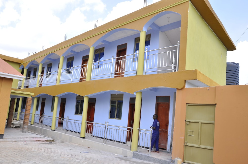 Kavumba Recreation Center - last minute hotel in Kampala