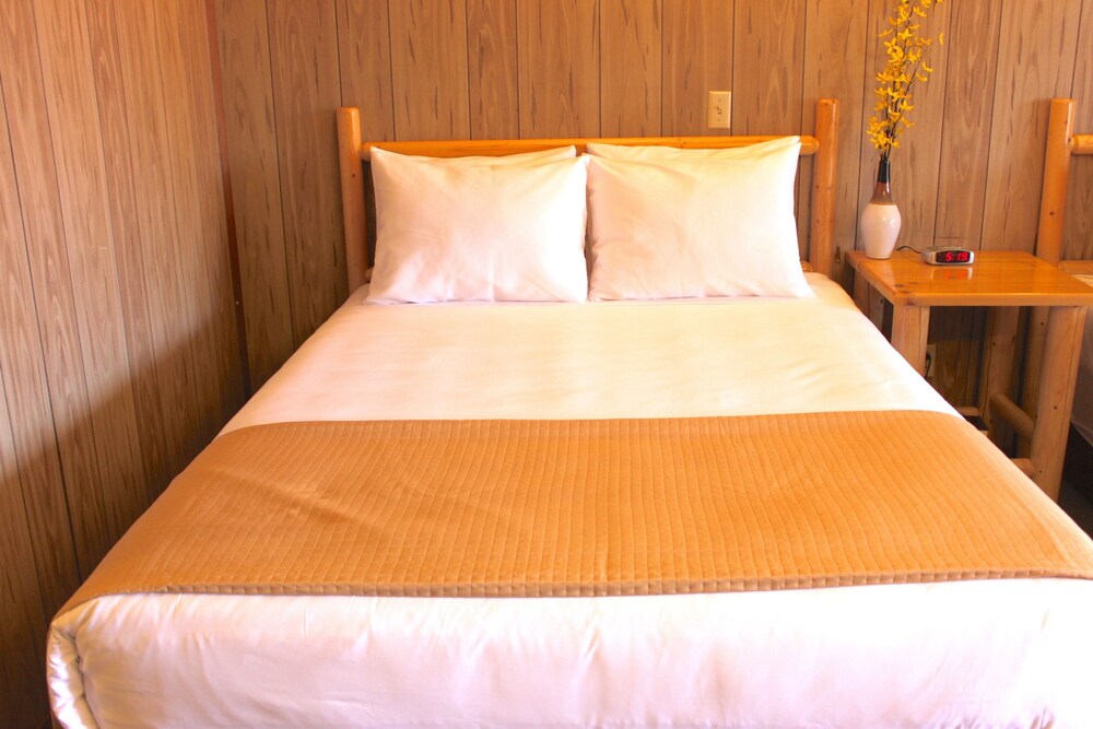 The Rustic Inn - photo 6