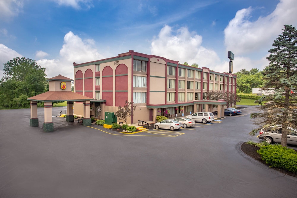 Econo Lodge Erie Near Casino in Erie, United States