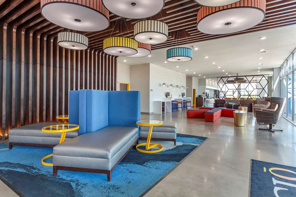 GLō Best Western Dawley Farms In Sioux Falls - photo 3