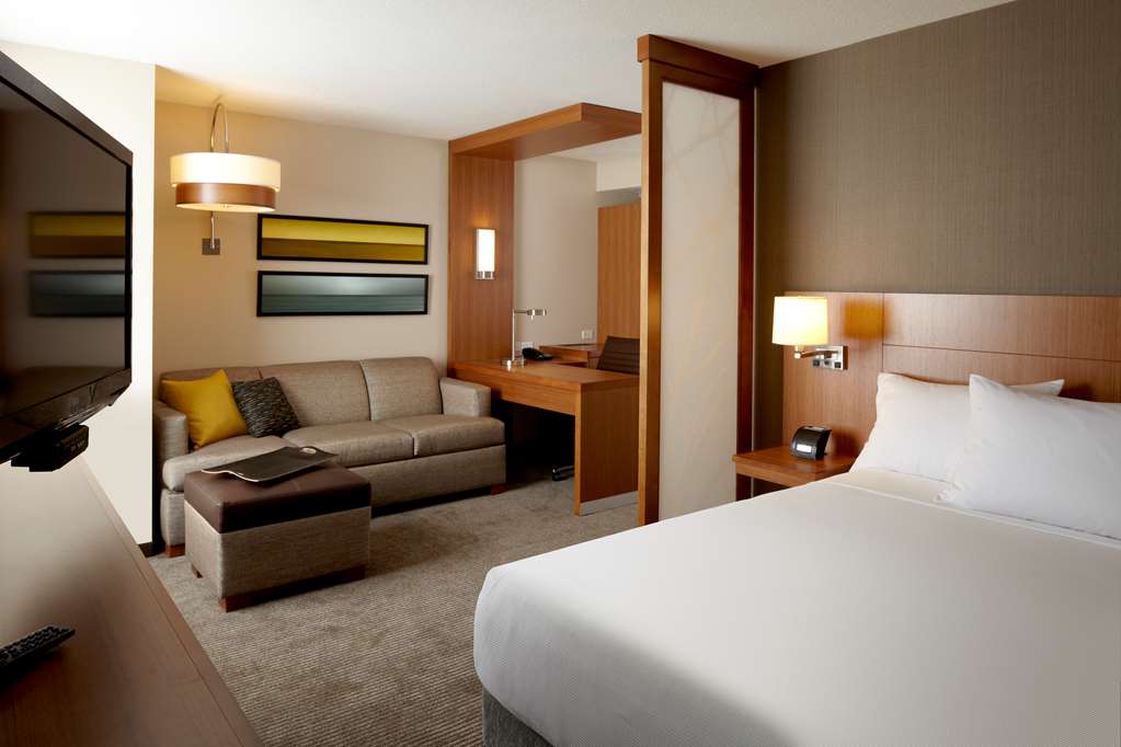 Hyatt Place Indianapolis Fishers - photo 16