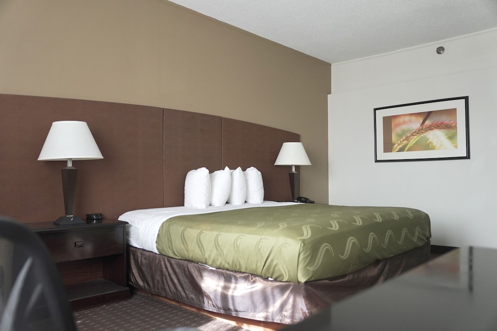 American Inn & Suites Waterford - photo 14