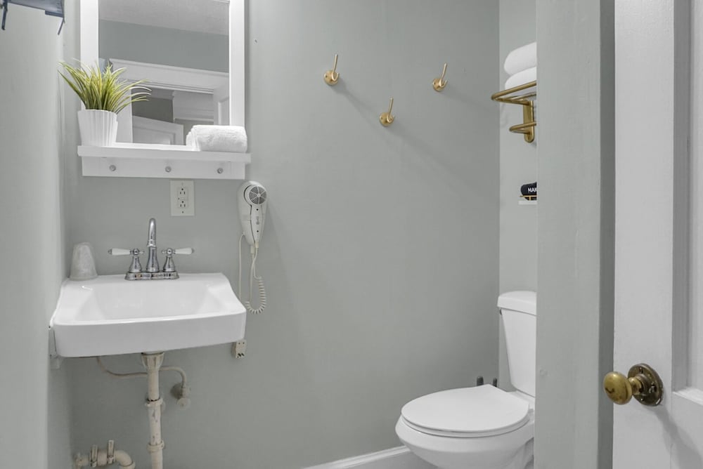 Carolina Beach Inn - photo 52
