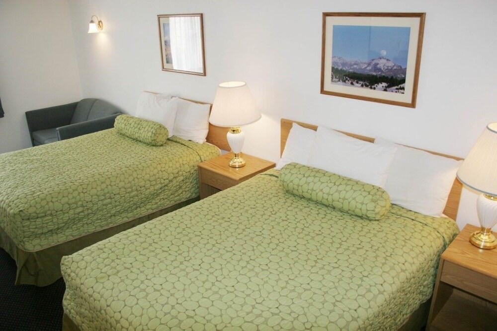 Pagosa Springs Inn & Suites - photo 10