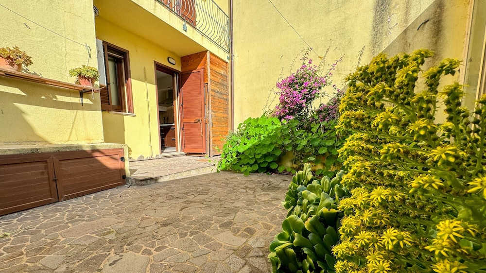 La Casetta di Teresa — 4-Star Luxury Hotel in Oristano, Italy