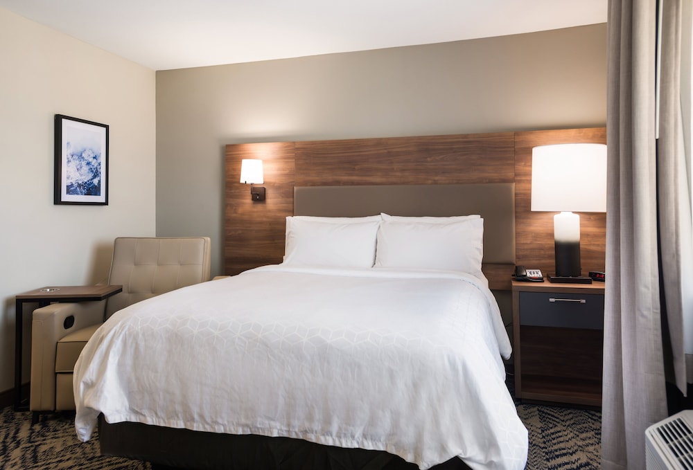 Candlewood Suites Lake Charles Sulphur by IHG - photo 27