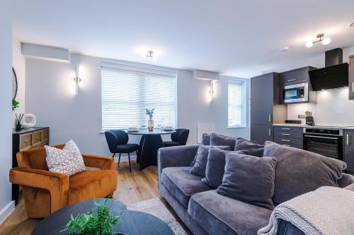 Harrogate House Apt 5 Central Location