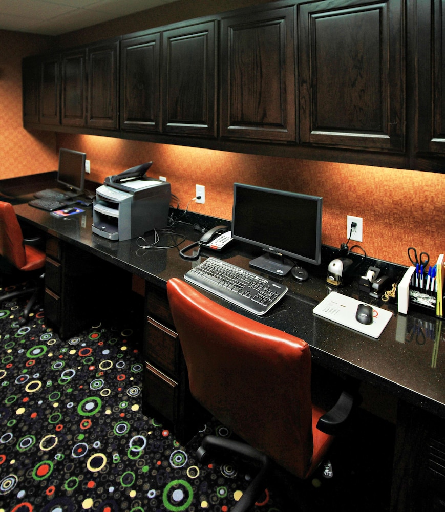 Hampton Inn & Suites Dallas Lewisville Vista Ridge Mall TX - photo 42