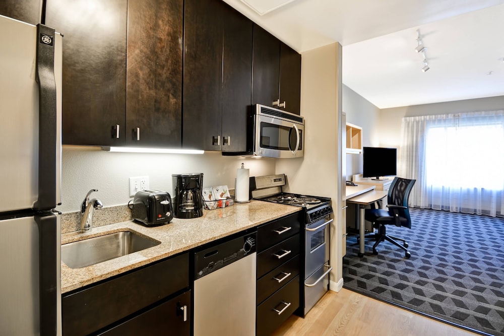 TownePlace Suites by Marriott Dallas Lewisville - photo 12