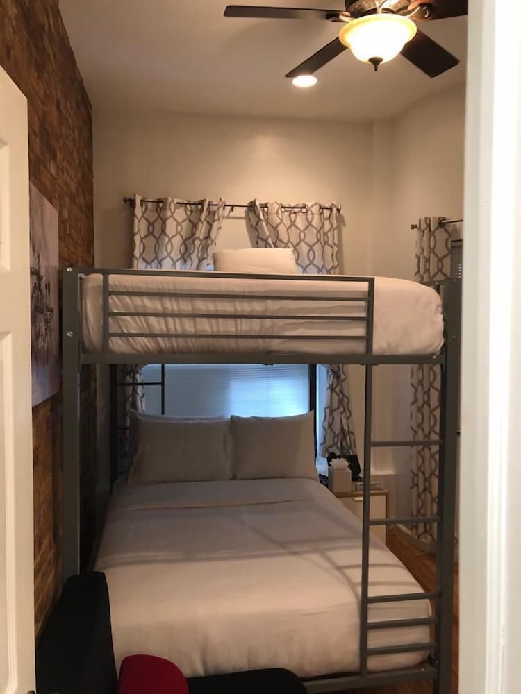 Chelsea Inn - photo 28