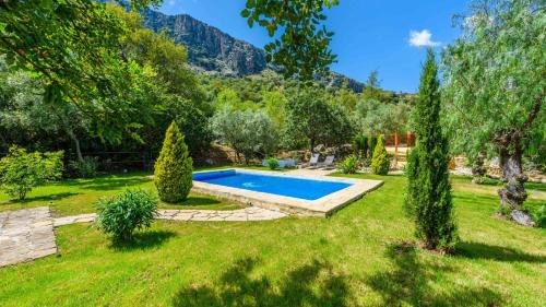 Casa El Rancho Montecorto by Ruralidays — 4-Star Luxury Hotel in Montecorto, Spain