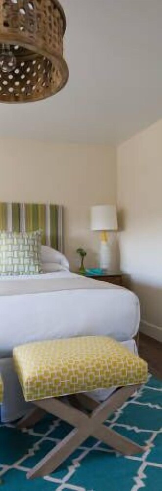 The Break Hotel - photo 13