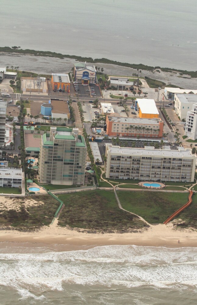Blue Bay Inn & Suites - photo 91