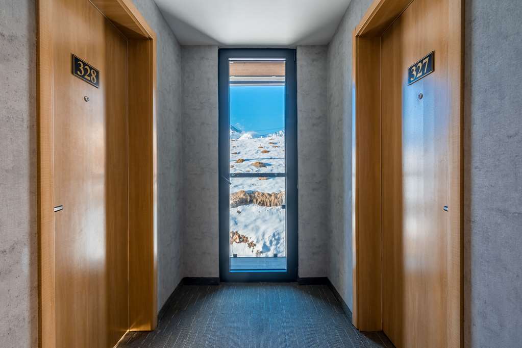 Best Western Gudauri - Interior Corridor