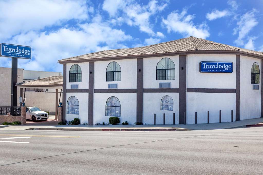 Travelodge by Wyndham Harbor City — hotel in Harbor
