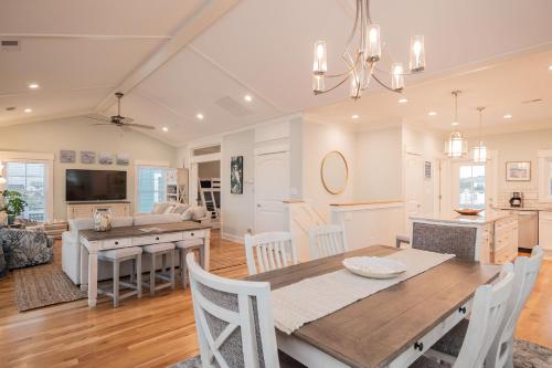 Pier Walker by Oak Island Accommodations - photo 48