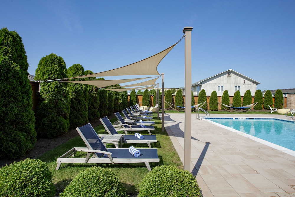 Ocean Resort Inn - photo 56