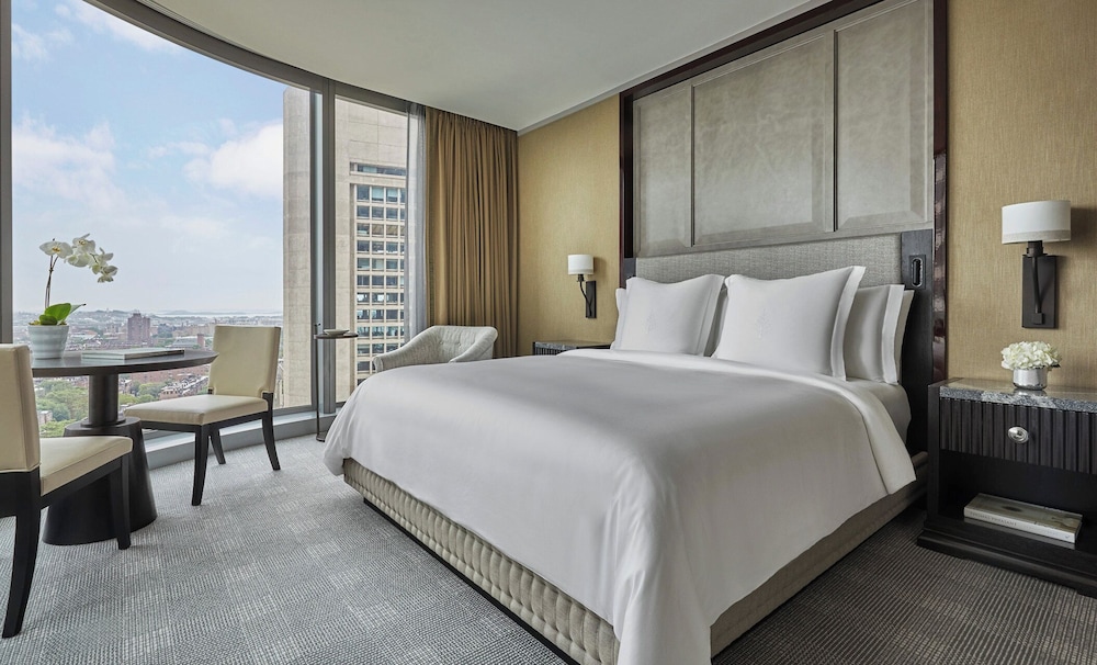 Four Seasons Hotel One Dalton Street Boston - photo 17