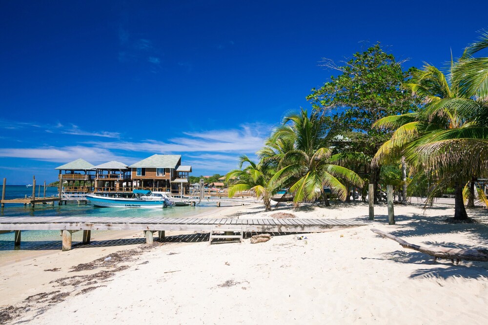 Views of Sunset Estates 1A in Unknown City, Honduras