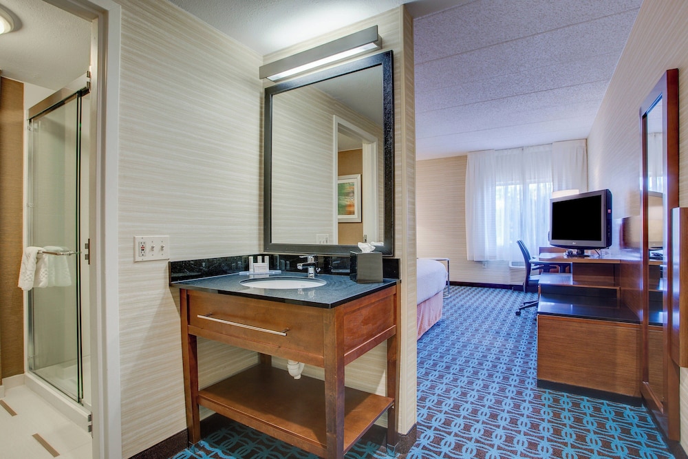 Fairfield Inn By Marriott Amesbury - photo 20