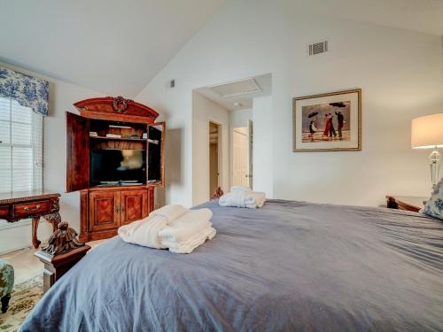 Evian 123 2 Bedrooms Sleeps 6 Pool Golf View - photo 31