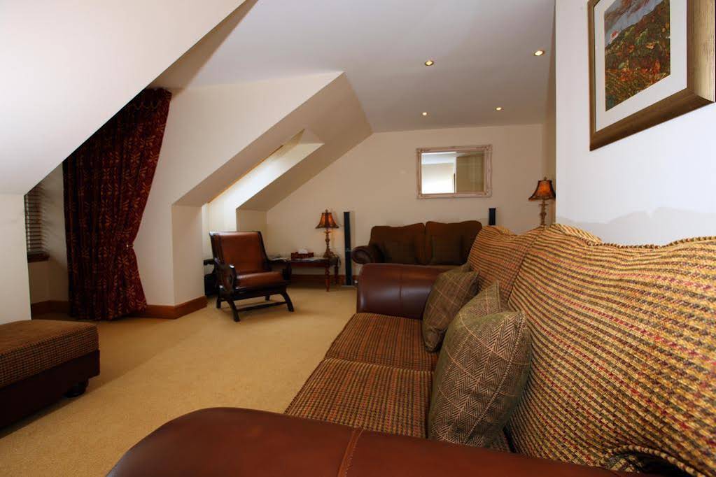 Alexander Residence — 5-Star Luxury Hotel in Perth, United Kingdom