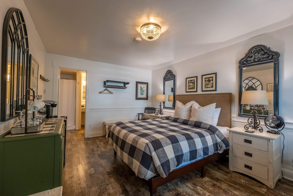 Bandon Marina Inn - photo 35