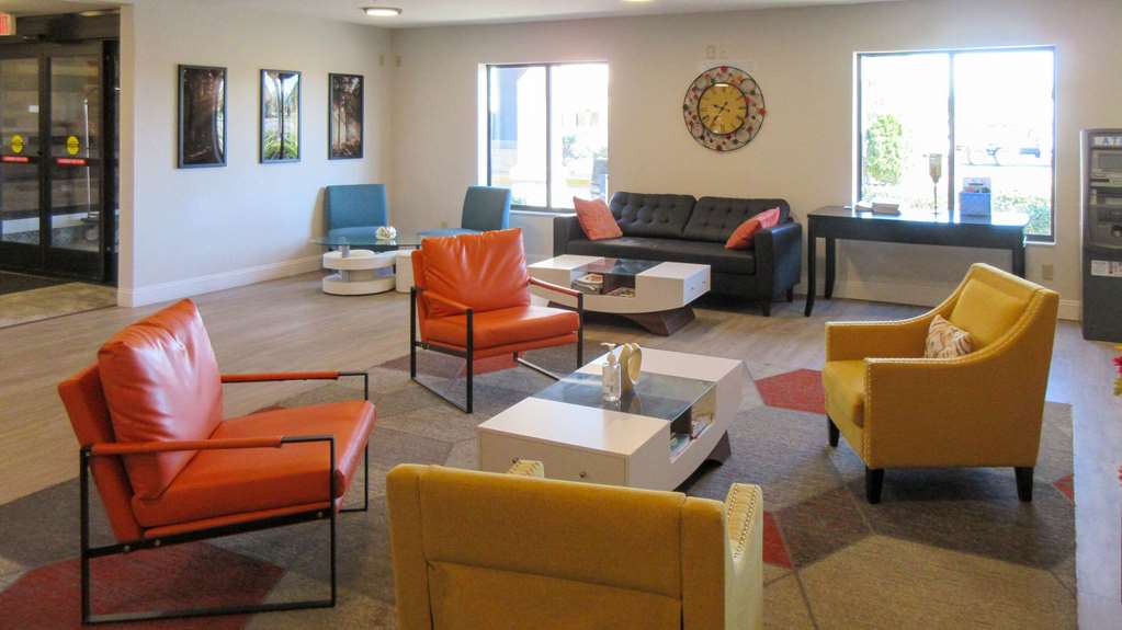 SureStay Plus Hotel by Best Western Evansville - photo 3