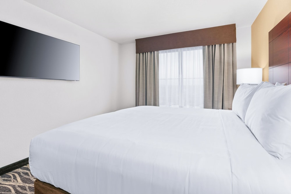 Cobblestone Hotel & Suites Lynden - photo 56