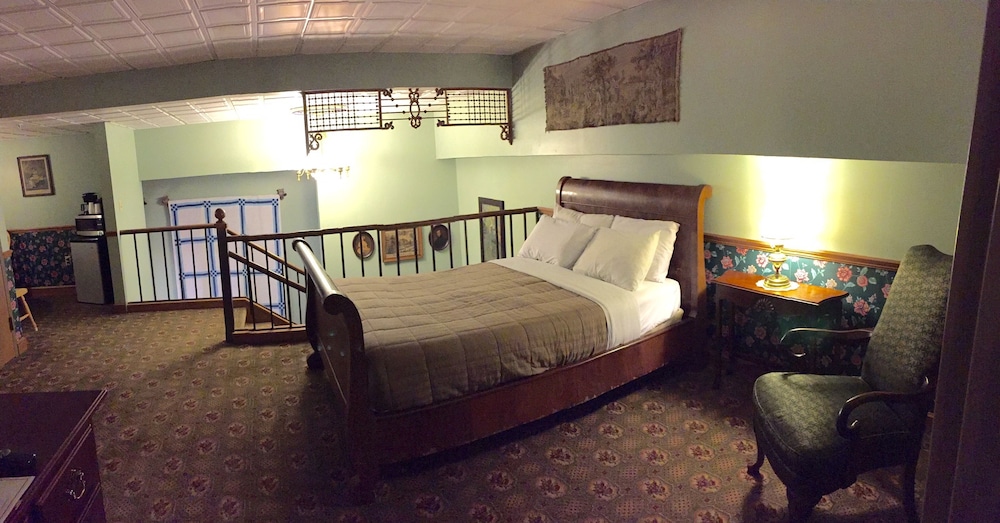 Hotel Millersburg - photo 13