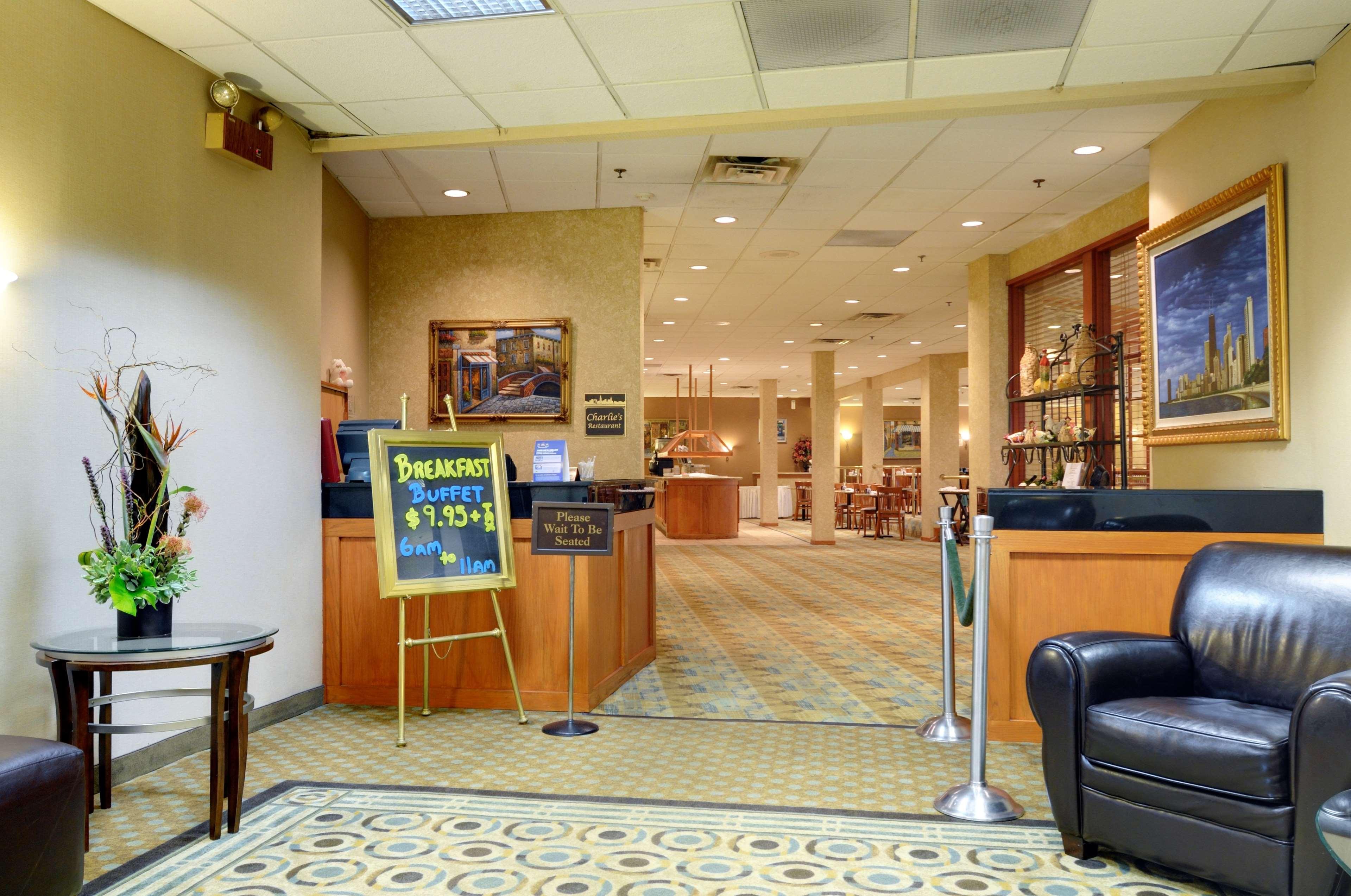 Best Western Plus Chicago Hillside - photo 22