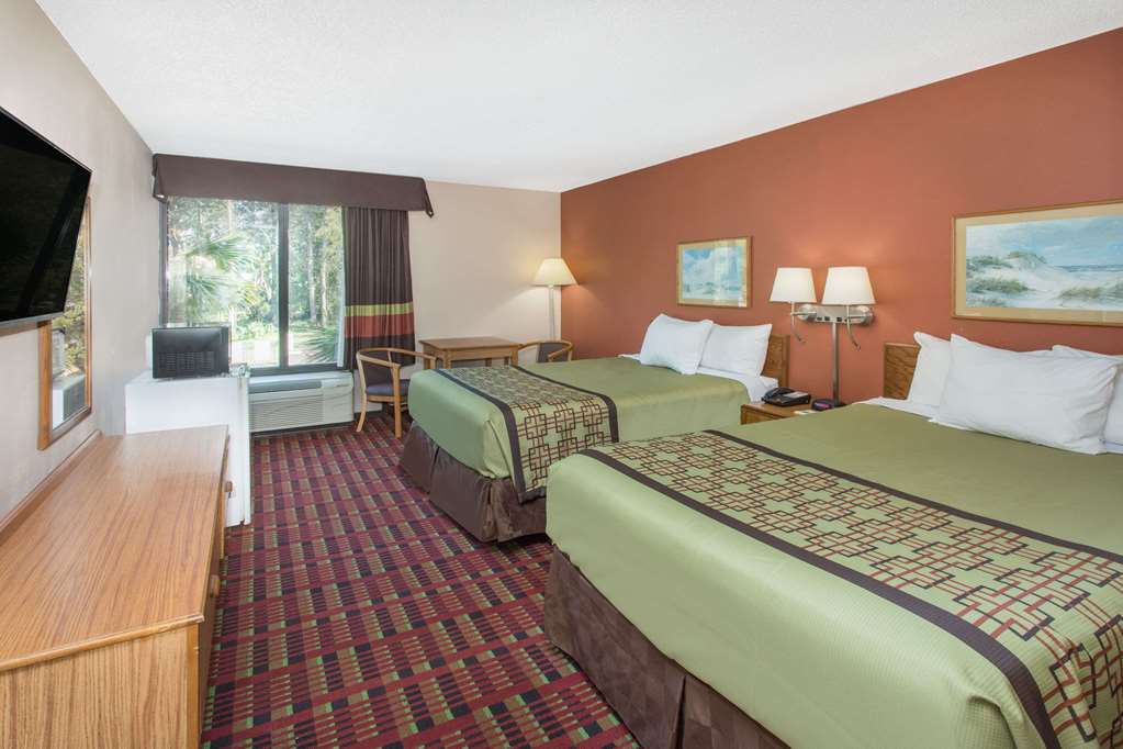 Days Inn by Wyndham Myrtle Beach - photo 4
