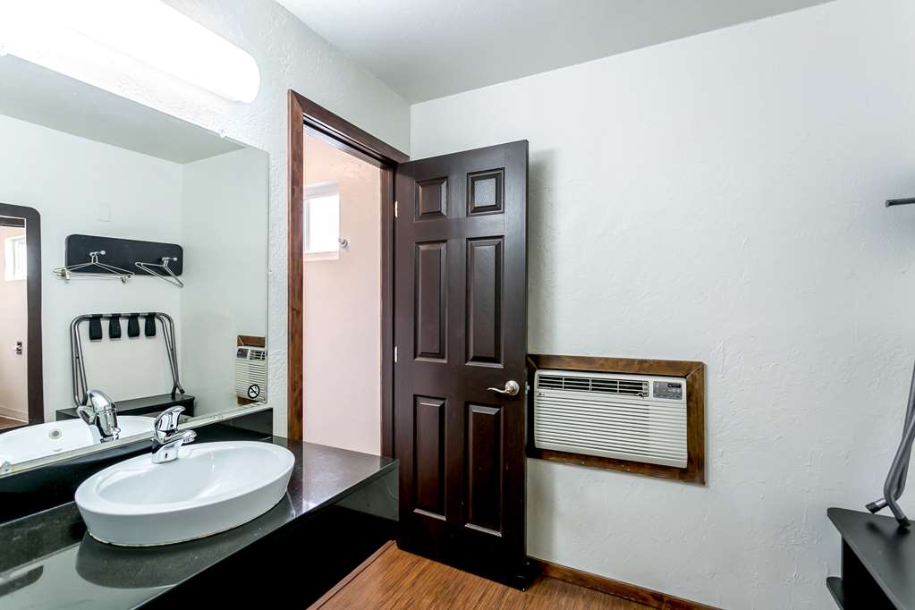 Motel 6 University Missoula - photo 31