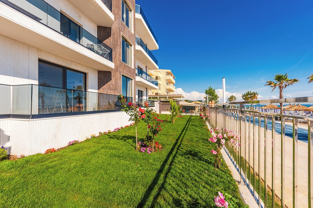 Eldo Paradise in Durres, Albania