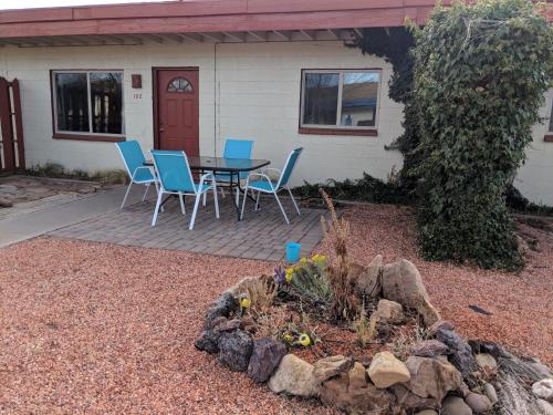 Red Rock Motel and Dam Motel - photo 141