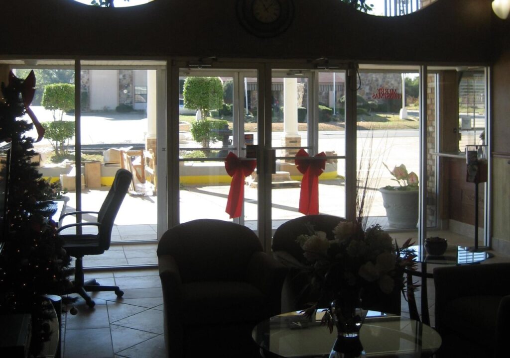 Coachman's Inn - photo 7
