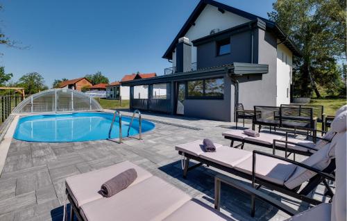 Beautiful Home In Stubicke Toplice — 4-Star Luxury Hotel in Stubicke Toplice, Croatia