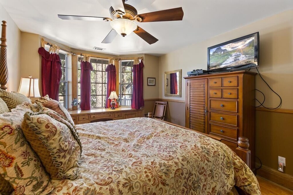 011 Fox Manor - photo 8