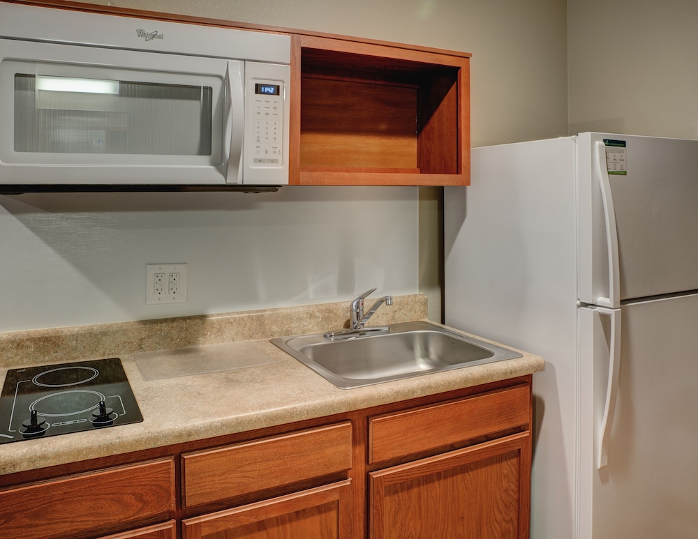 WoodSpring Suites Columbus NE I 270 Airport - photo 18