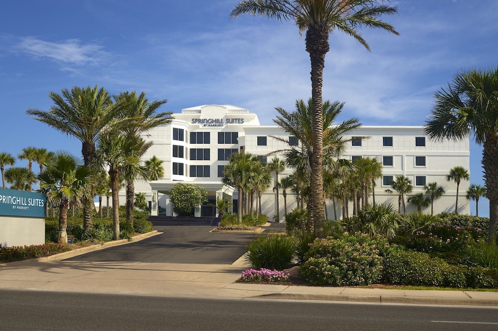 SpringHill Suites Pensacola Beach - carbon neutral hotel in Pensacola