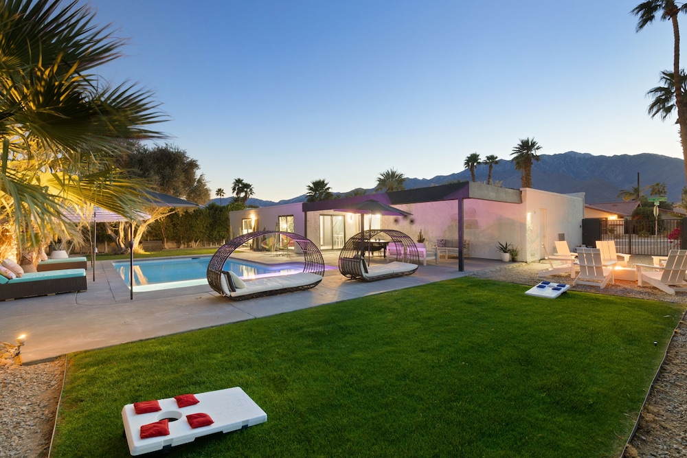 The Llama House by Avantstay Featured on Hgtv Resort Style Pool & Spa Permit#4277 - photo 17