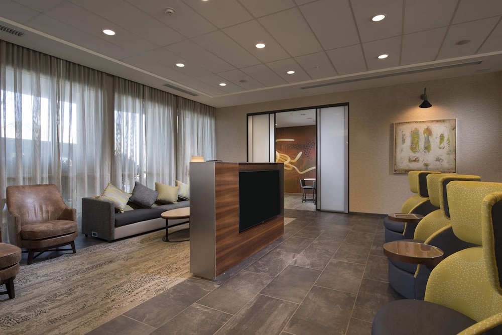 Courtyard by Marriott Atlanta Alpharetta Avalon Area - photo 19