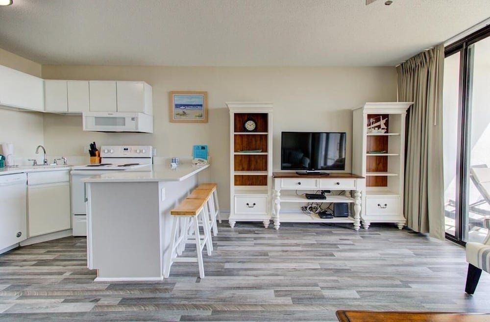 0204 Seaside Sanctuary by Atlantic Towers - photo 8