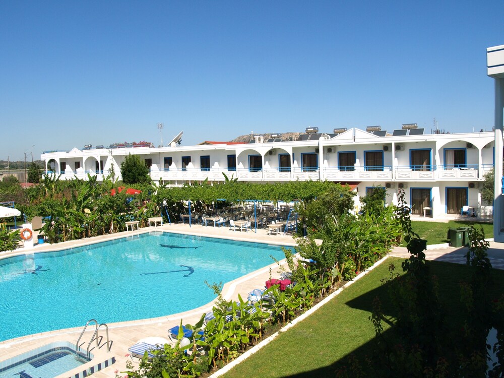 Garden Hotel - carbon neutral hotel in Rodos
