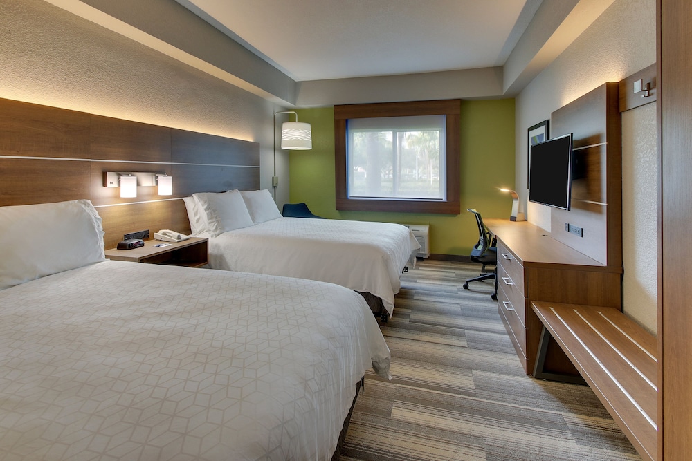 Holiday Inn Express & Suites West Palm Beach Metrocentre by IHG - photo 28