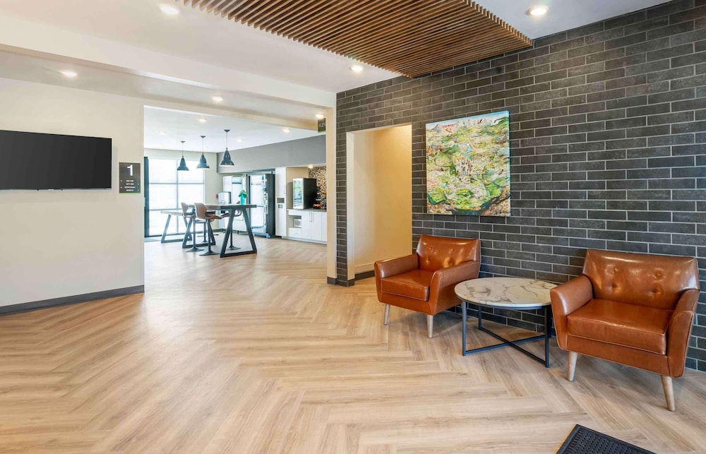 Extended Stay America Premier Suites Fort Myers Airport - photo 4